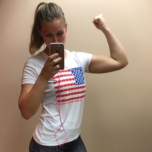 Meet your Posher, Caitlyn